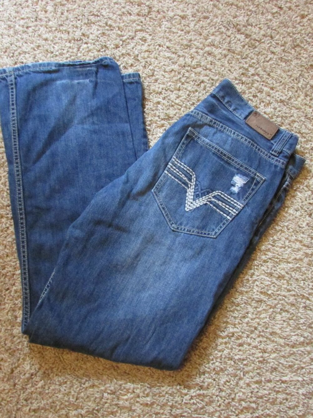 Flypaper Boot Cut 32X32 Whiskered Distressed Embroidered Pockets Jeans Like New